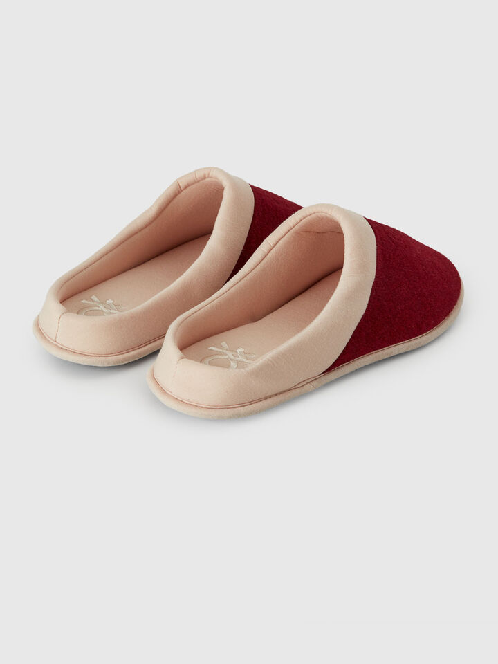 SLIPPERS image number 3